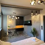 Float Apartment *