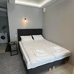Float Apartment *