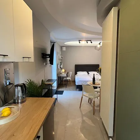 شقة Float رشيشوف