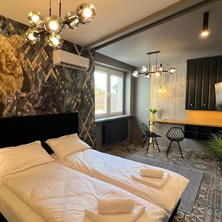 Apartman Float *