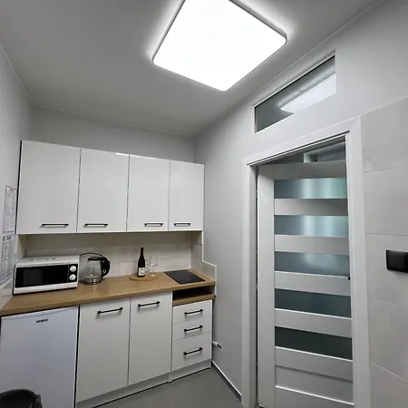 Apartment Float *